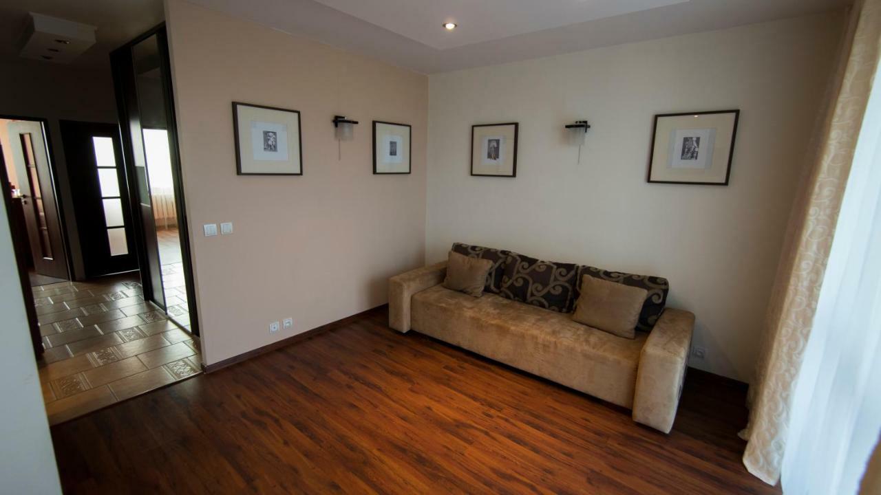 Appartement Mieszkanie Na 10 Pietrze à Cieszyn  Extérieur photo